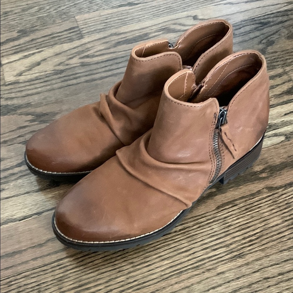 Clarks Brown Leather Slouchy Ankle Boots